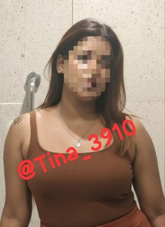 Tina - escort in Kolkata Photo 8 of 11