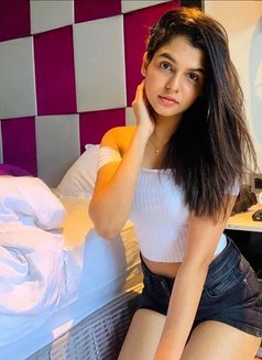 Tina - escort in Kolkata Photo 2 of 2