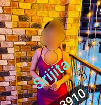 Tina - escort in Kolkata Photo 2 of 9