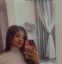 Tina - puta in New Delhi