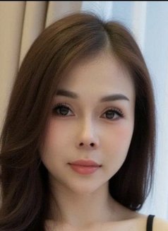 Tina - escort in Bangkok Photo 2 of 11