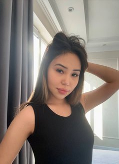 Tina - escort in Dubai Photo 3 of 10