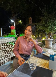 Tina - escort in Dubai Photo 7 of 10