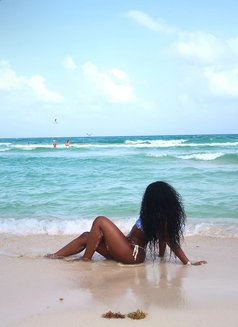 Tina - escort in Mombasa Photo 3 of 4