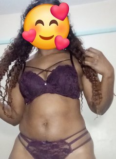 Tina - escort in Nairobi Photo 2 of 2