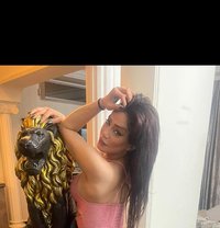 Tina - puta in Beirut