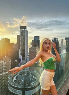 Tina Love More Top - Transsexual escort in Hong Kong Photo 8 of 9