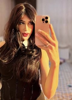 Liana shemale from azerbaijan - Transsexual escort in Doha Photo 2 of 7