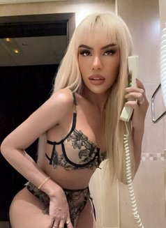 Last 3 day 🇦🇪 - Transsexual escort in Dubai Photo 14 of 22