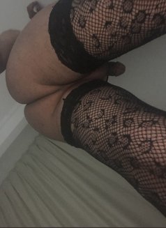 Tina - Male escort in Dubai Photo 2 of 6