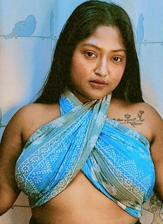 Tina Roy - Acompañantes transexual in Kolkata Photo 5 of 11