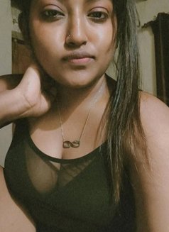 Tina Roy - Acompañantes transexual in Kolkata Photo 11 of 11