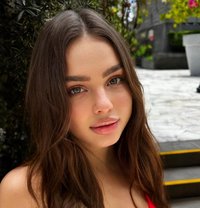 Tina - escort in Singapore