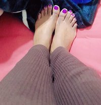 Tina - escort in Cairo Photo 4 of 5