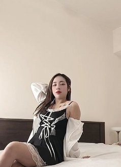 Linda Sexy Girl in JLT - puta in Dubai Photo 1 of 3