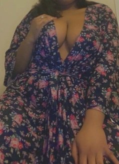 Tina - puta in Ouagadougou Photo 2 of 2