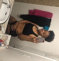 Tina - escort in Al Ain