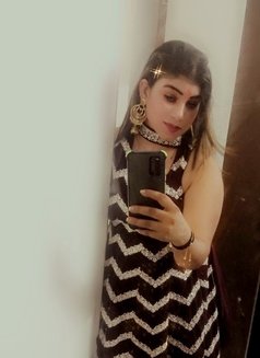 Tina Sharma - escort in Mumbai Photo 1 of 1