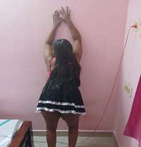 Tina - Intérprete de adultos in Chennai