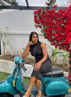 Tina - escort in Doha Photo 4 of 4