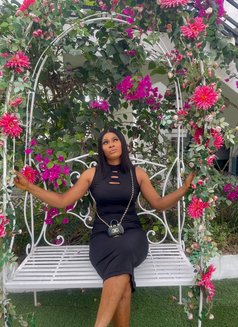 Tina - escort in Doha Photo 2 of 4