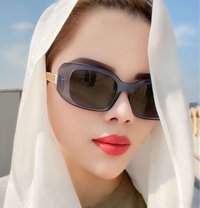 Tina - puta in Doha Photo 5 of 6