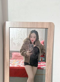 Tina - escort in Gurgaon Photo 8 of 8