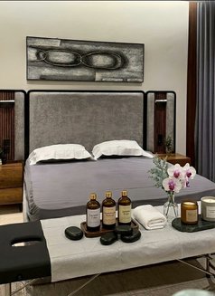 ️🇹🇭Tina🇮🇹 best relaxing massage - escort in Riyadh Photo 7 of 10