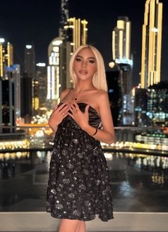 Tina top hot cum - Transsexual escort in Dubai Photo 26 of 30