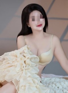 Tina Tran - escort in Ho Chi Minh City Photo 4 of 5