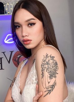 Tina Versa Top - Transsexual escort in Abu Dhabi Photo 18 of 20