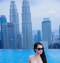 Tina - puta in Hanoi