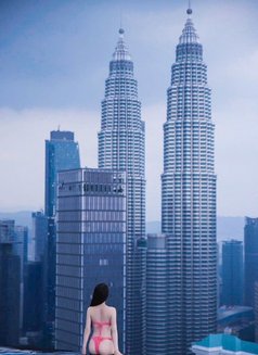 Tina - escort in Hanoi Photo 9 of 9