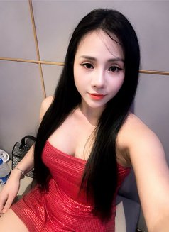 Tina - escort in Hanoi Photo 4 of 7