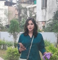 Tina VIP independent call girls - escort in Pune Photo 1 of 1