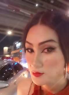 Tina169ts - Transsexual escort in Bangkok Photo 2 of 3