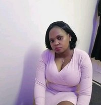 Tinah - escort in Dhaka