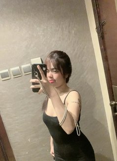 Tinarinthon - masseuse in Dubai Photo 2 of 5