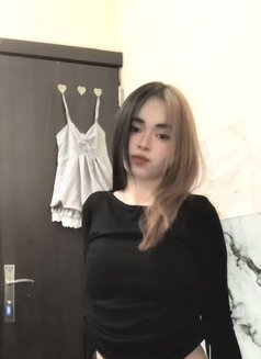 Tinarinthon - masseuse in Dubai Photo 5 of 11