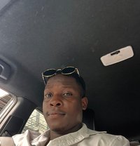 Tinashe Adhonia - Acompañantes masculino in Phuket