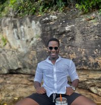 Tinashe Adhonia - Acompañantes masculino in Phuket