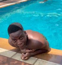 Tinashe Adhonia - Male adult performer in Phuket