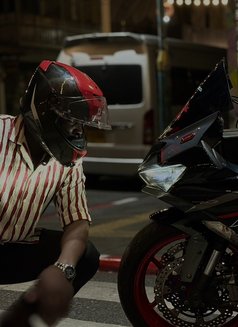 Tinashe Adhonia - Male escort in Phuket Photo 7 of 11