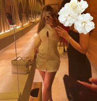 Tinder Abu - puta in Abu Dhabi