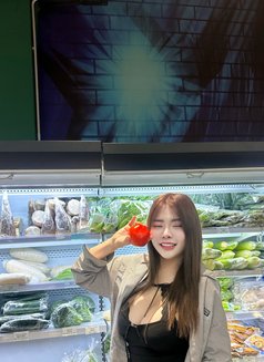 Ting ting - puta in Hong Kong Photo 6 of 8