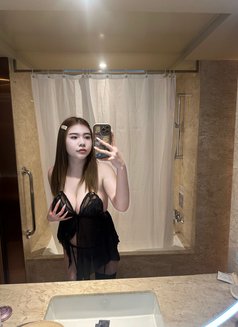 Ting ting - escort in Macao Photo 10 of 14