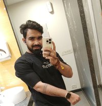 Tinku - Acompañante masculino in Gurgaon