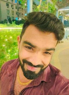 Tinku - Acompañantes masculino in New Delhi Photo 3 of 4