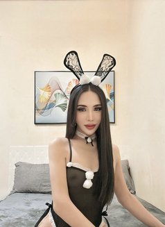 Tinnie - Transsexual escort in Al Ain Photo 16 of 17