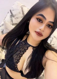 Tinny - escort in Riyadh Photo 1 of 5